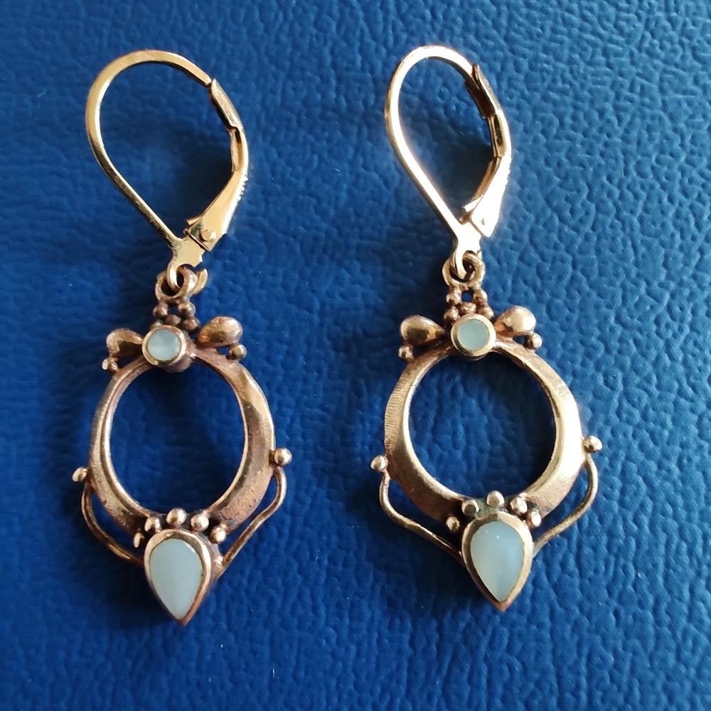 VICTORIAN STYLE ANTIQUE EARRINGS